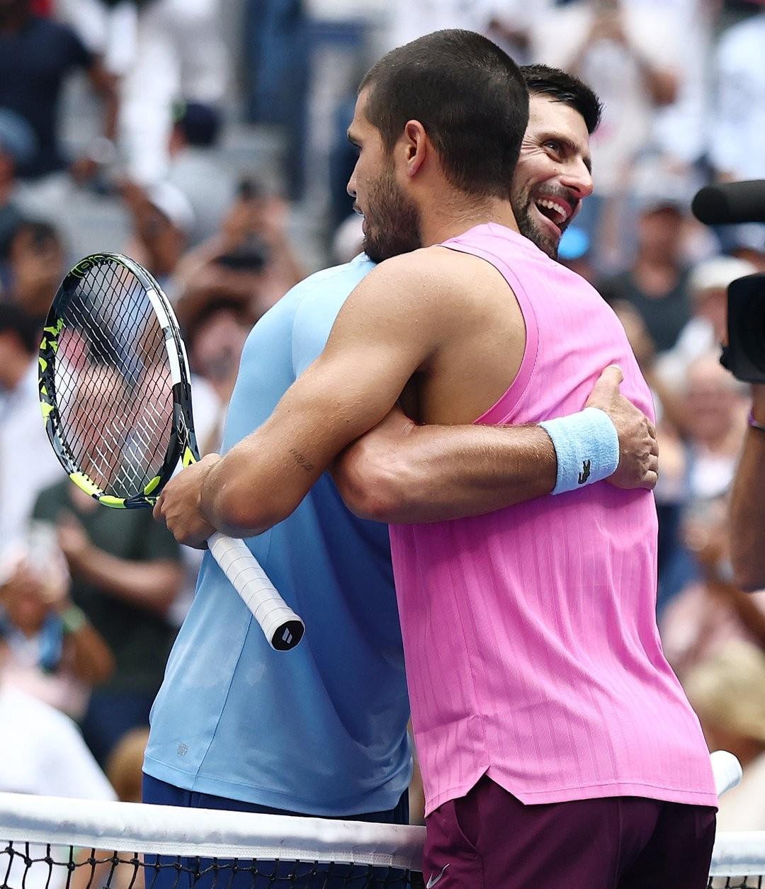 包含今晚拜仁慕尼黑调整名单以备英超德约科维奇与60激战独行侠分钟，网友：今晚利物浦刷新队史纪录的词条